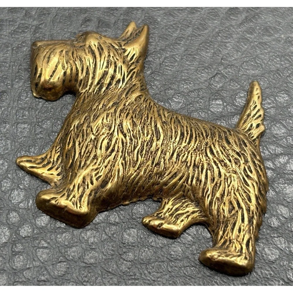 Vintage Antiqued Gold Tone Scottie Dog Brooch Pin Detailed Terrier Design Pet